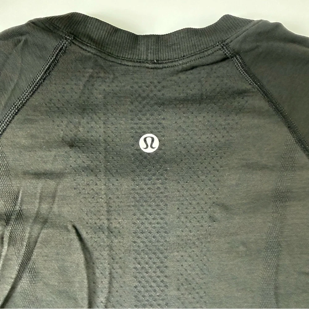 Lululemon Swiftly Tech Short Sleeve Shirt 2.0 Black Size 6 - Picture 5 of 5
